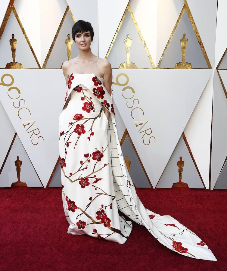 Paz Vega en la alfombra roja de los Oscar 2018.