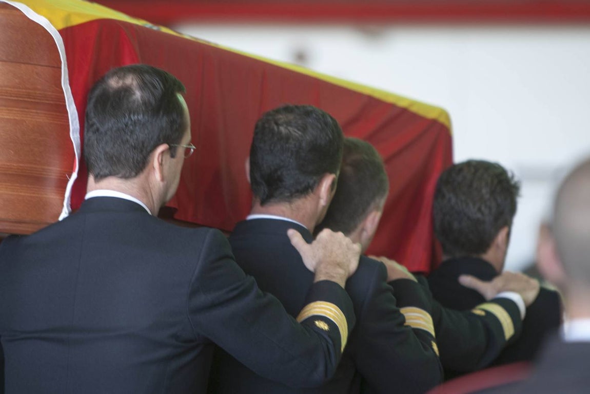 Honras fúnebres por el capitán de fragata Javier Montojo