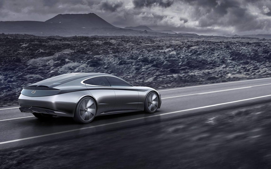 Hyundai ha mostrado su visionario concepto de la movilidad del futuro con el Vision Concept y el IoT Cockpit. 