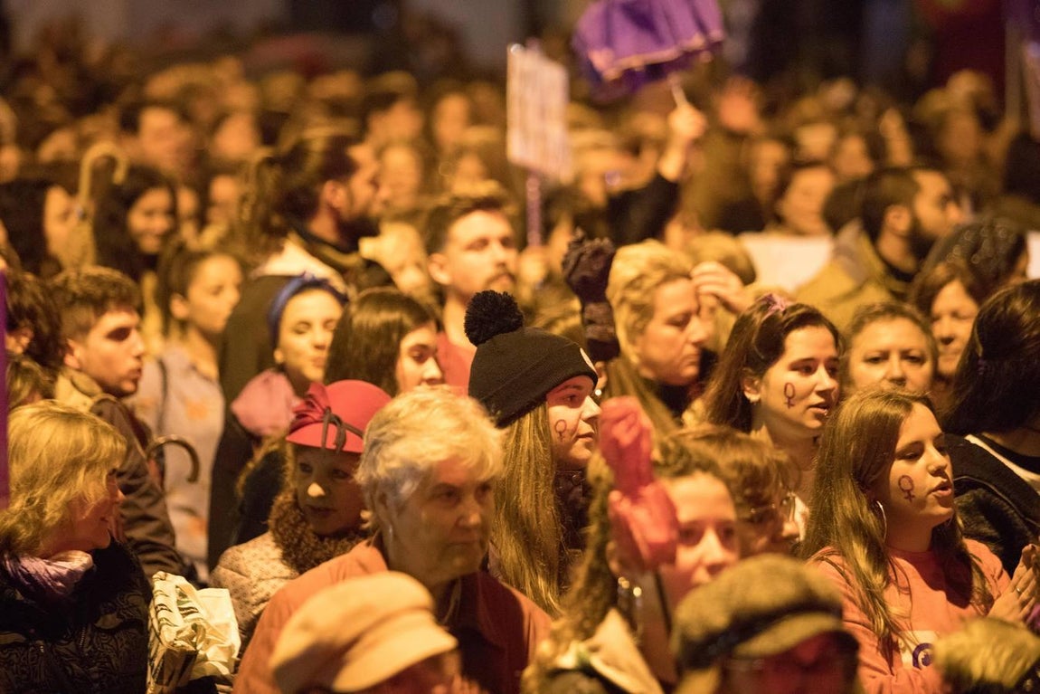 En imágenes, la multitudinaria manifestación feminista en Córdoba