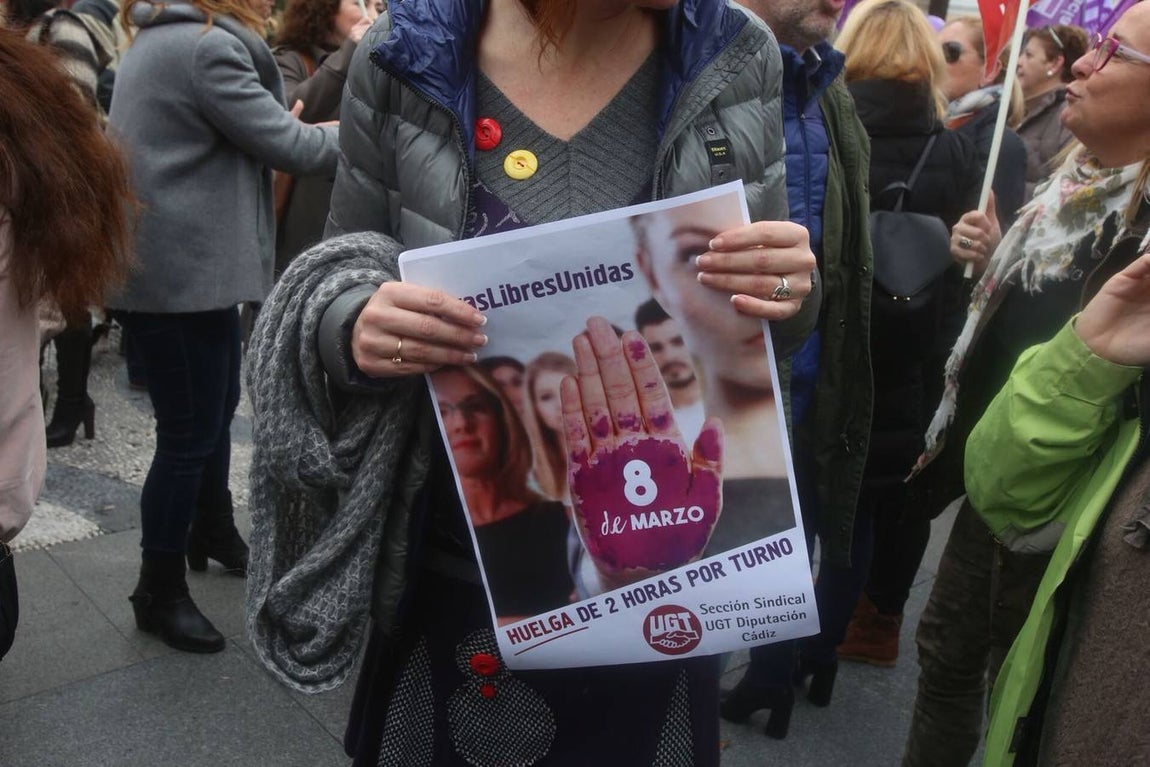 FOTOS: Así fueron las concentraciones del Día de la Mujer en Cádiz