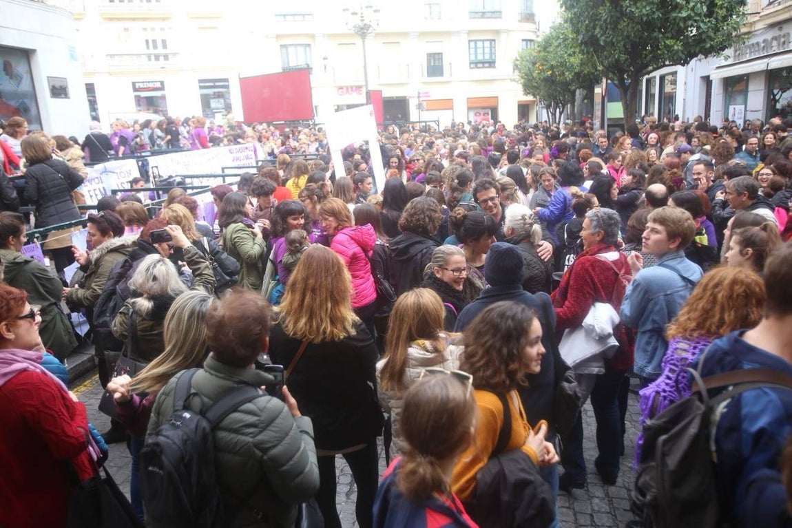 FOTOS: Así fueron las concentraciones del Día de la Mujer en Cádiz