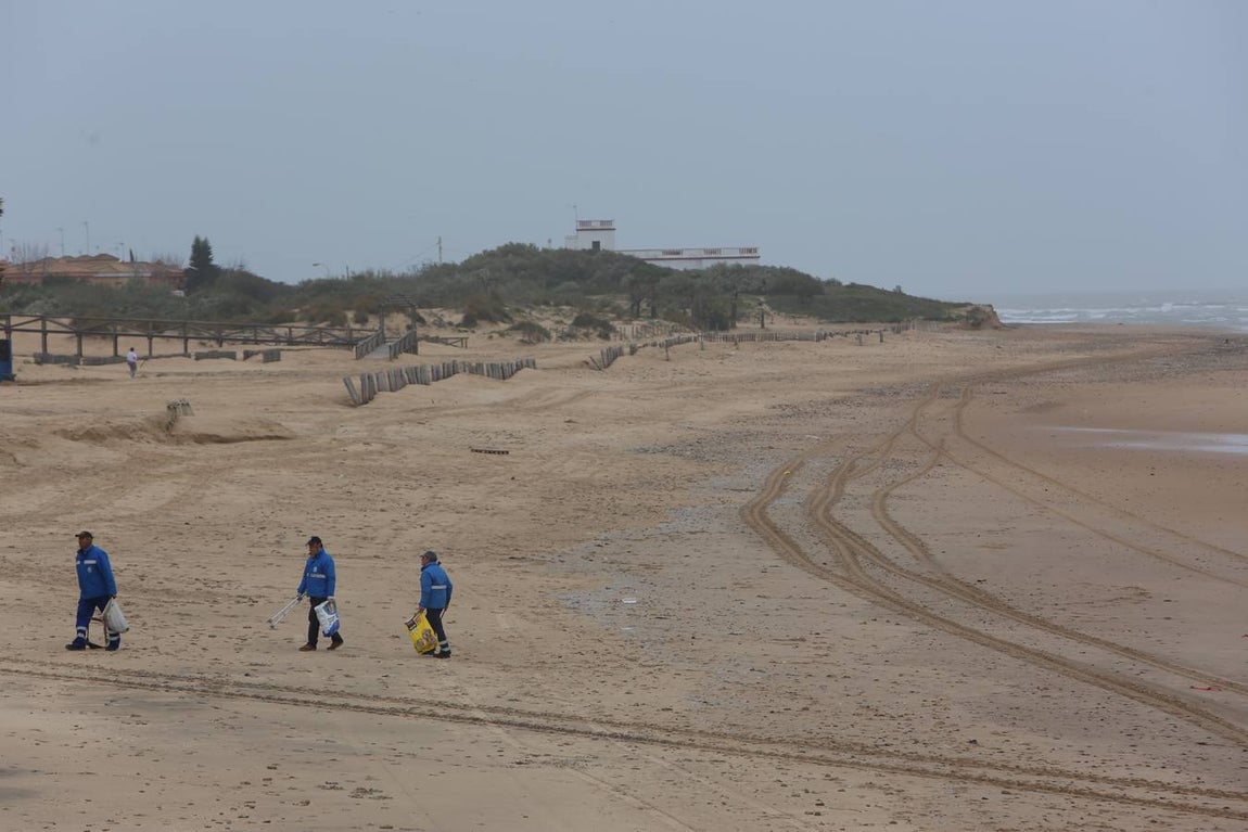 FOTOS: Así han quedado las playas de Chipiona