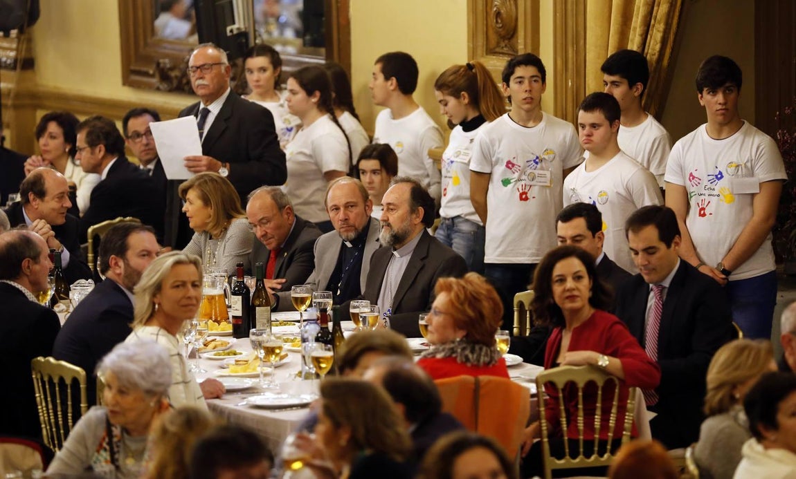 La comida benéfica de la Fundación Bangassou en Córdoba, en imágenes