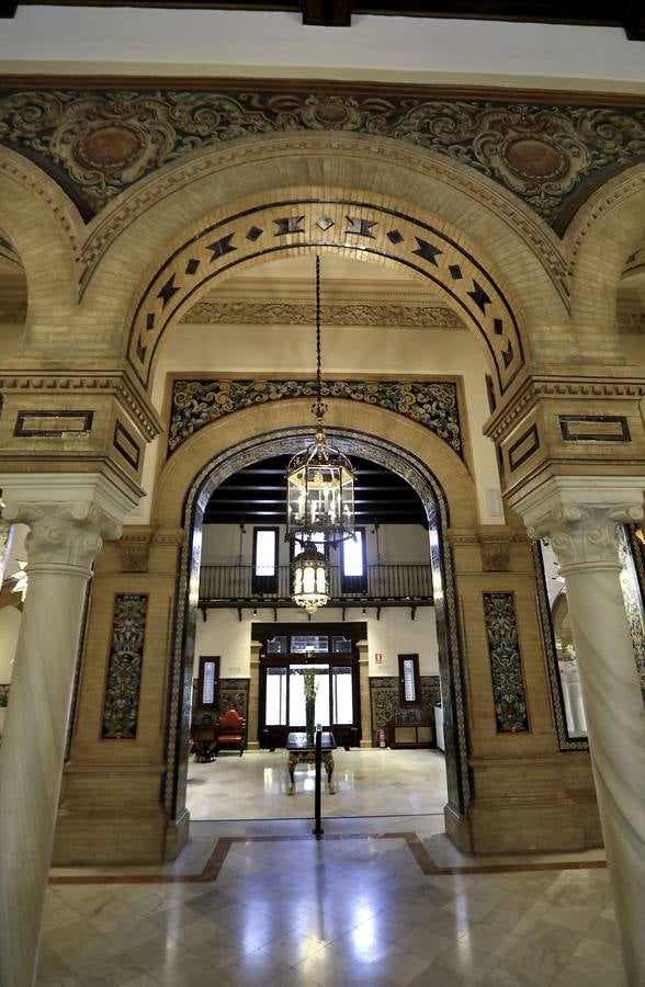 El Hotel Alfonso XIII, visto al detalle