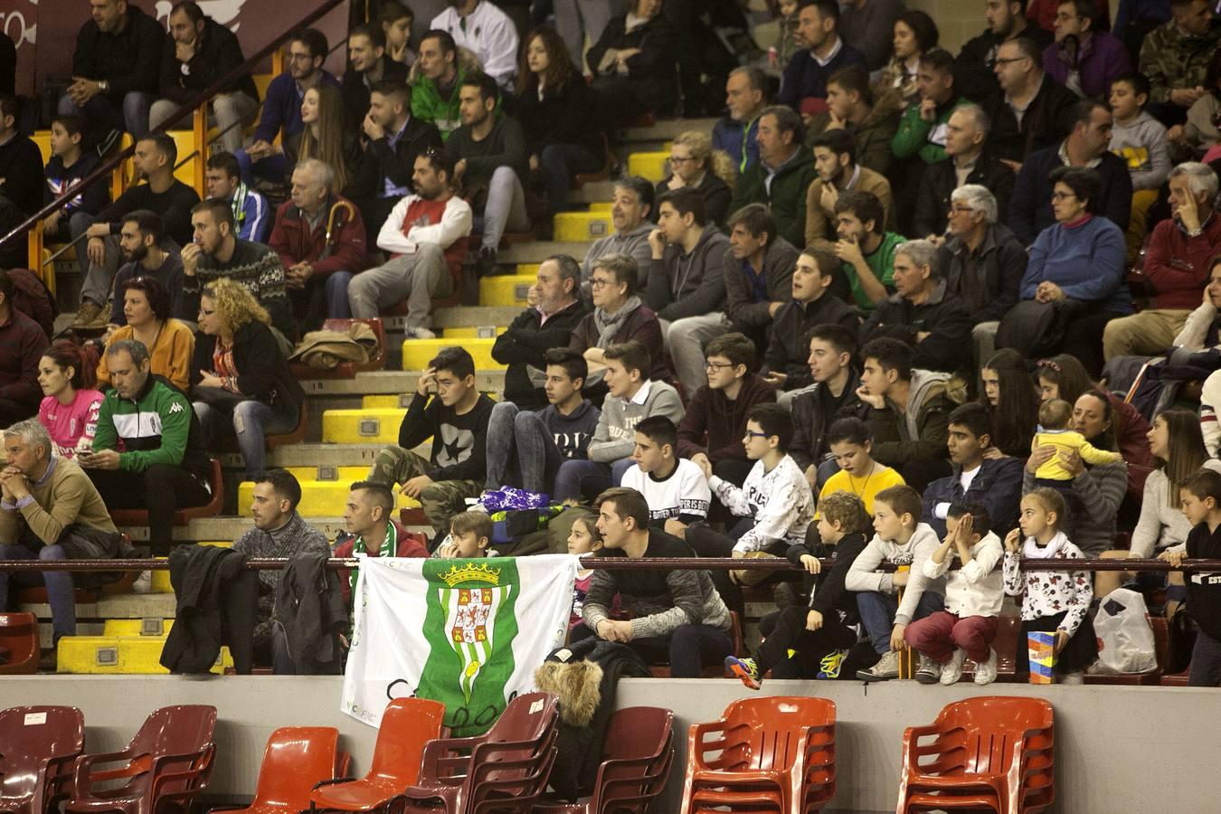 El ambiente del partido de Itea Córdoba CF en Vistalegre, en imágenes