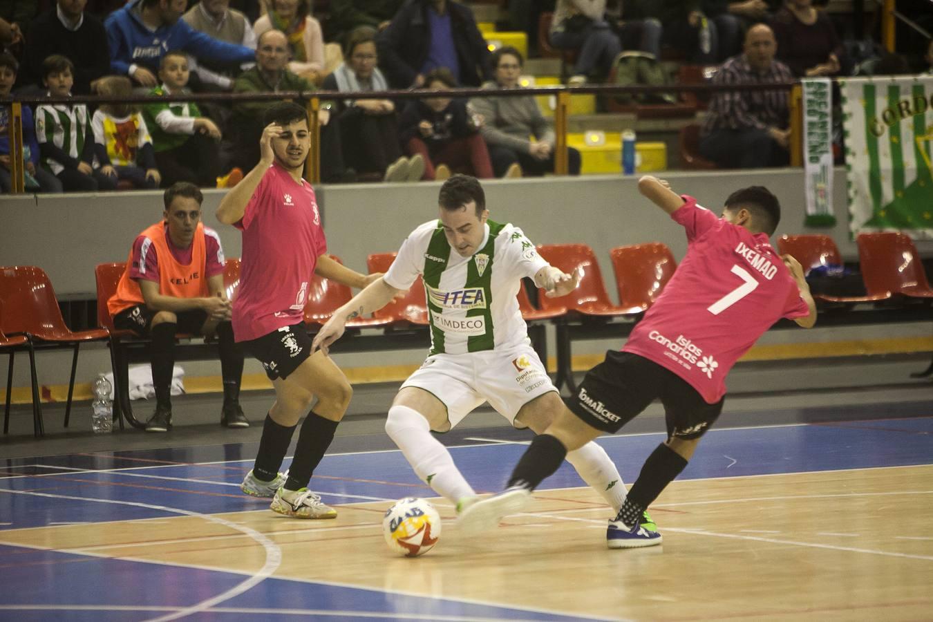 El ambiente del partido de Itea Córdoba CF en Vistalegre, en imágenes