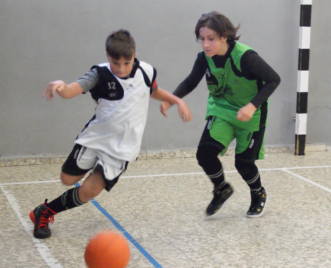 Las mejores imágenes del partido de baloncesto entre Escuelas Pías Aluche y Obispo Perello