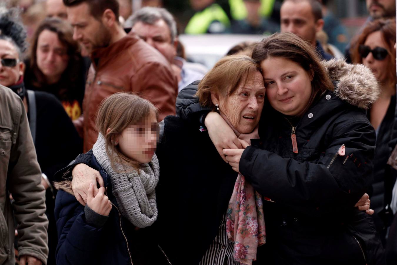 Las imágenes más emotivas del funeral por el niño Gabriel en Almería