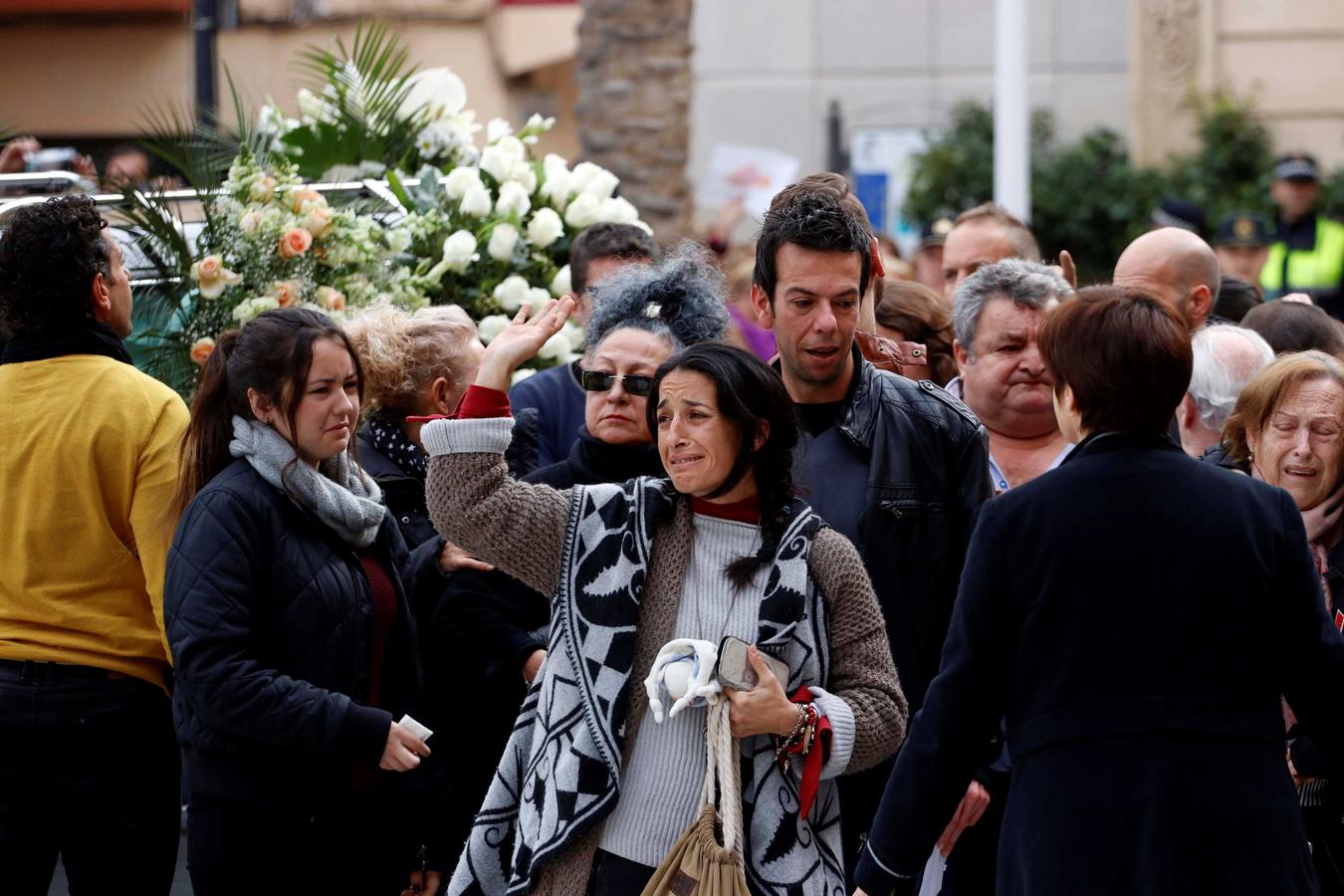 Las imágenes más emotivas del funeral por el niño Gabriel en Almería