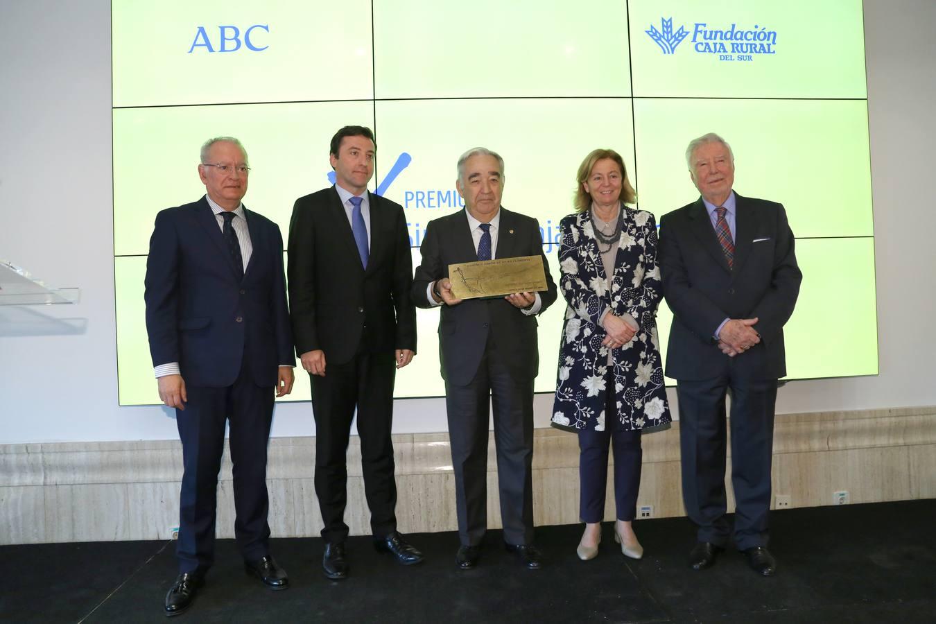 Arturo Candau Vorcy, un innovador del cultivo del olivo, recibe el X Premio Simón de Rojas Clemente