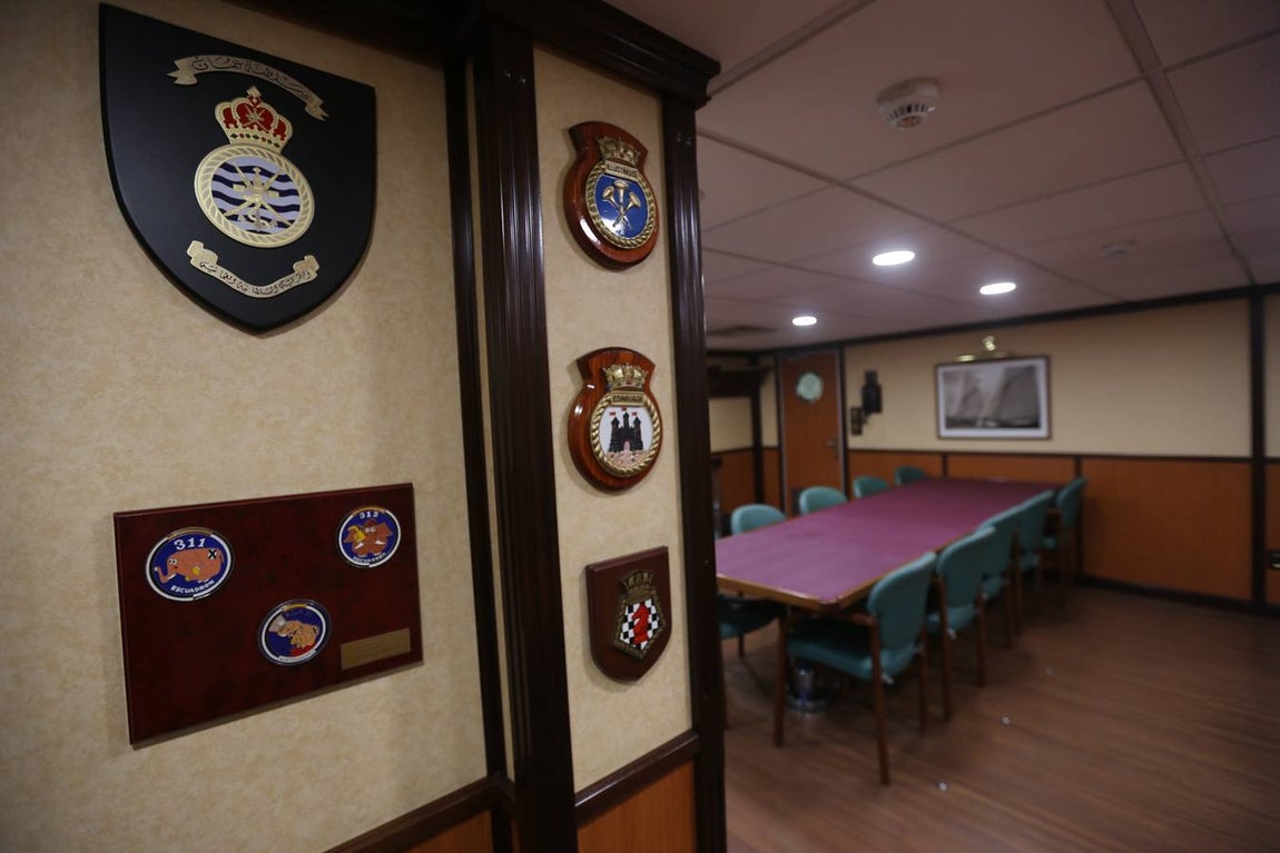 Jornada de puertas abiertas en la fragata Méndez Núñez