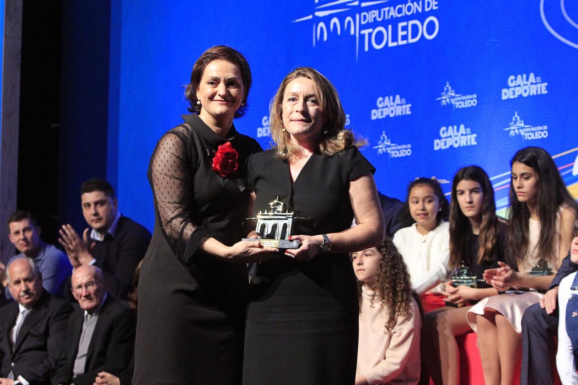 Rosa Rodríguez Sánchez, premio especial a los Valores Humanos. Atleta del equipo de Orientación Toledo, que tras la aplicación de maniobra de RCP y la utilización de un desfibrilador salvó la vida del atleta toledano Joaquín González, que en meta sufrió una parada cardiaca. 
