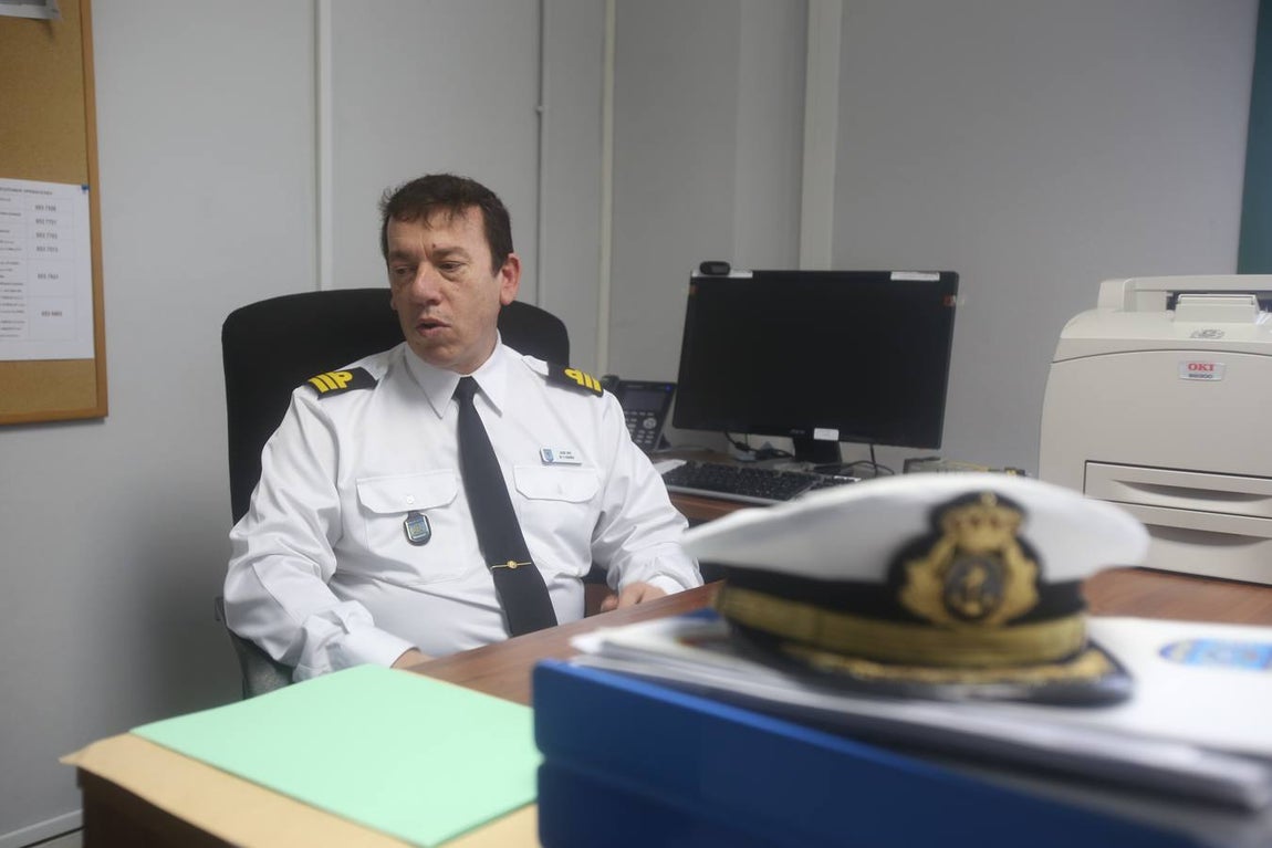 Capitán de fragata Enrique Oubiña Rumeu. 