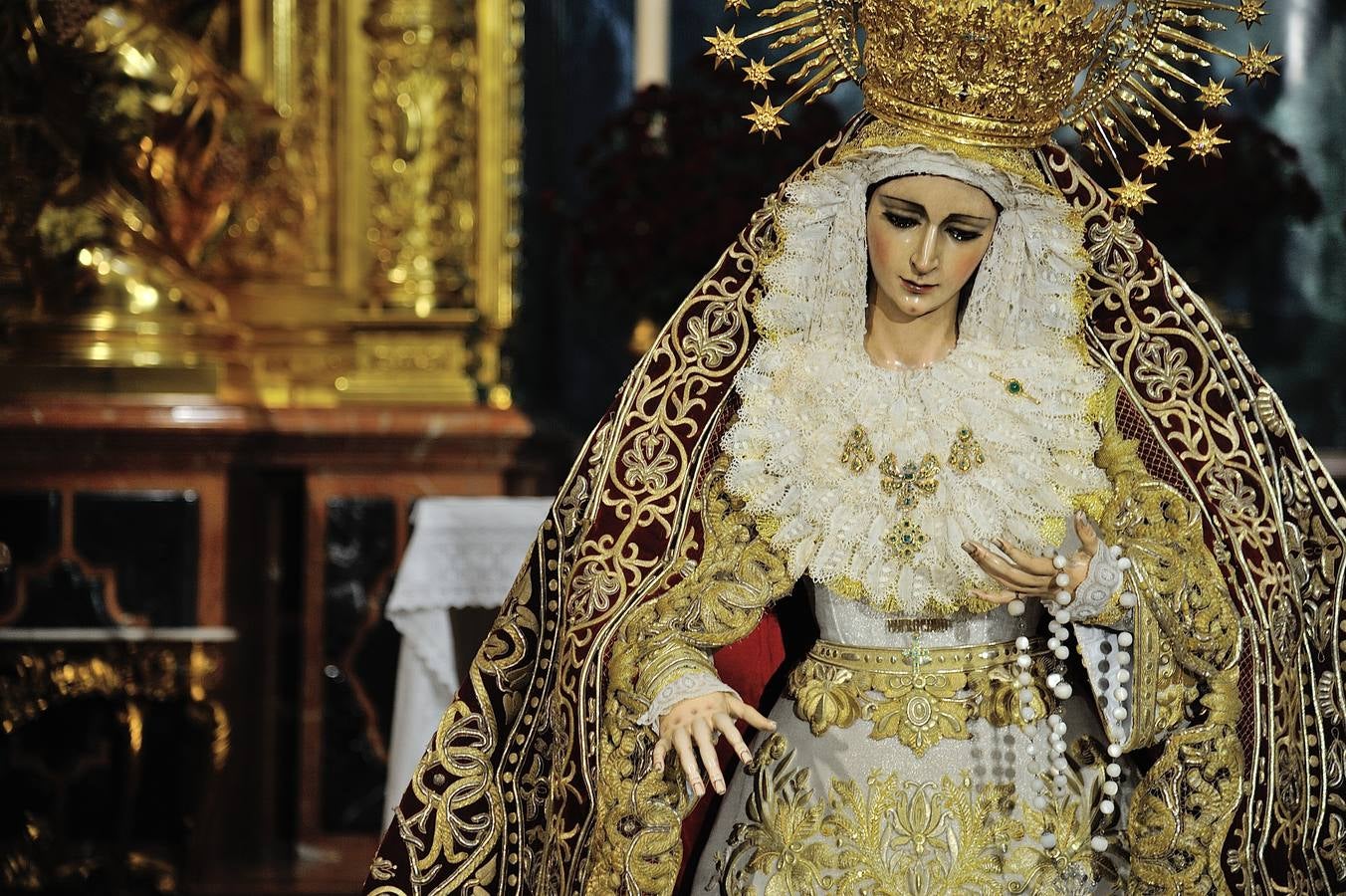 Galería del besamanos de la Virgen del Patrocinio