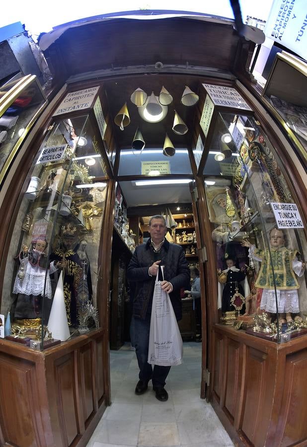 Últimos preparativos para la Semana Santa