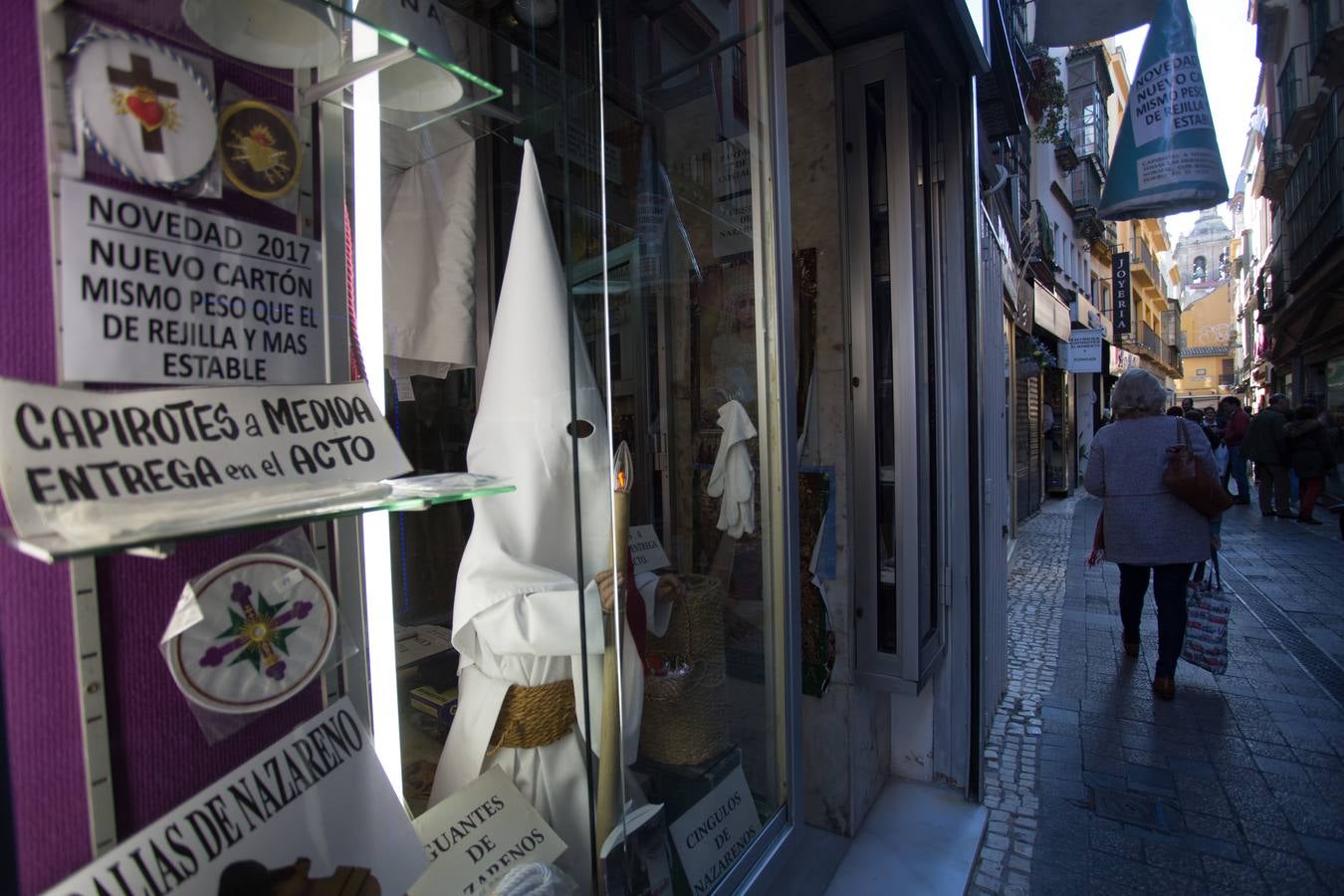 Últimos preparativos para la Semana Santa