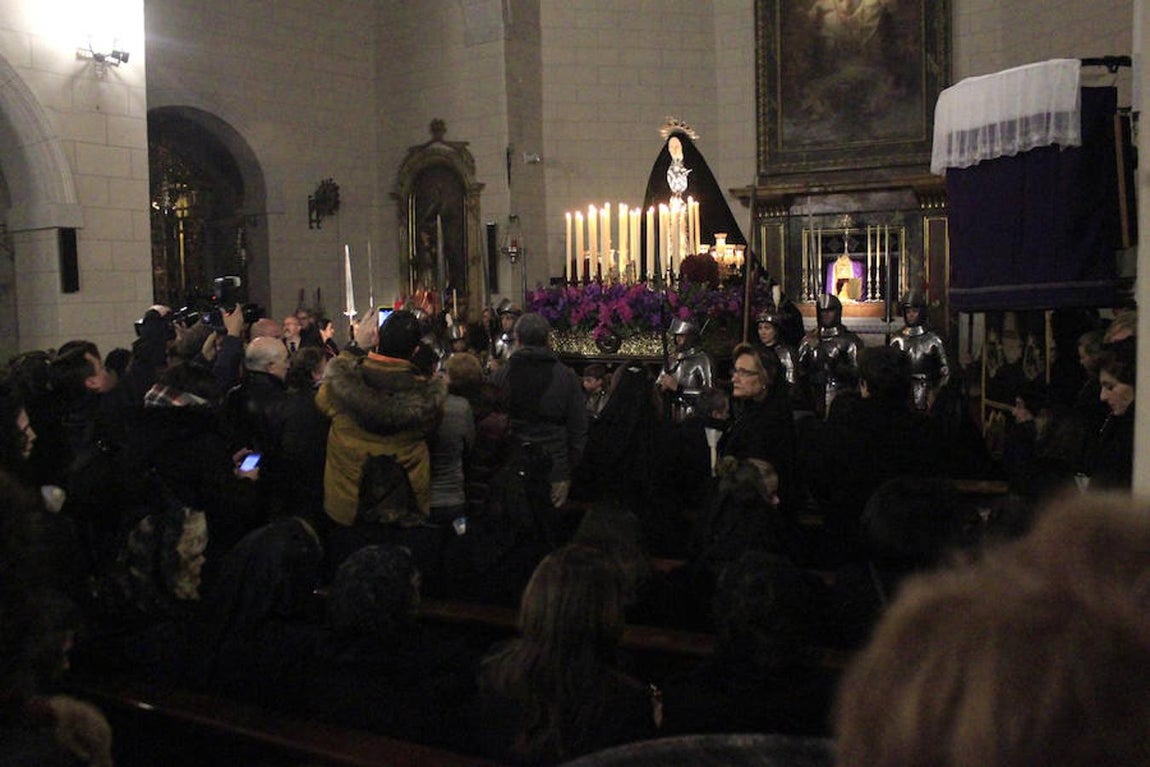 La lluvia suspende la procesión del Viernes de Dolores