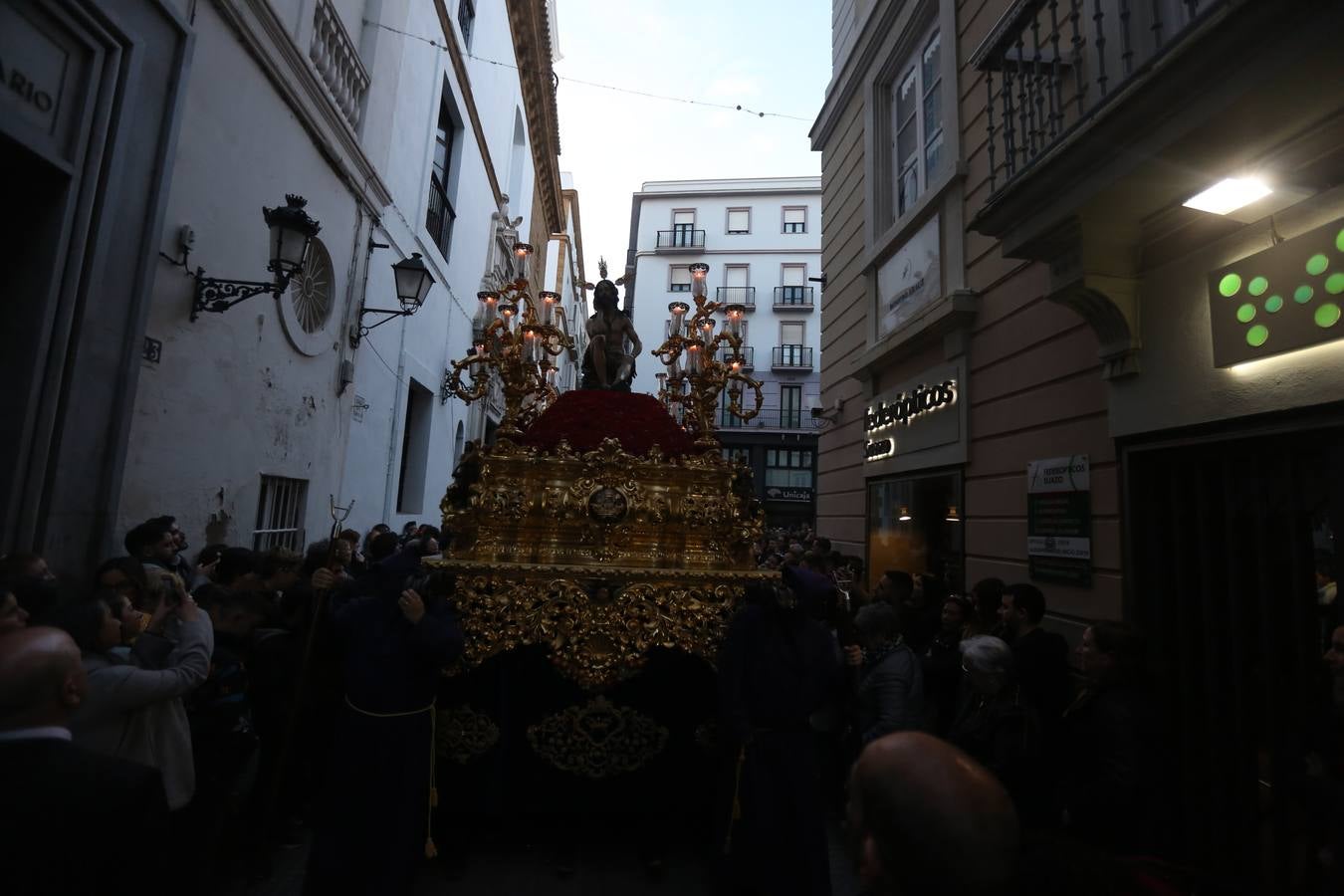 FOTOS: Humildad y Paciencia en la Semana Santa de Cádiz 2018