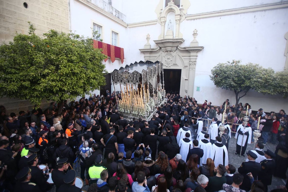 FOTOS: Veracruz el Lunes Santo en la Semana Santa de Cádiz 2018
