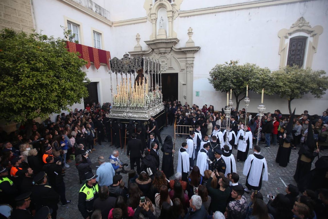 FOTOS: Veracruz el Lunes Santo en la Semana Santa de Cádiz 2018