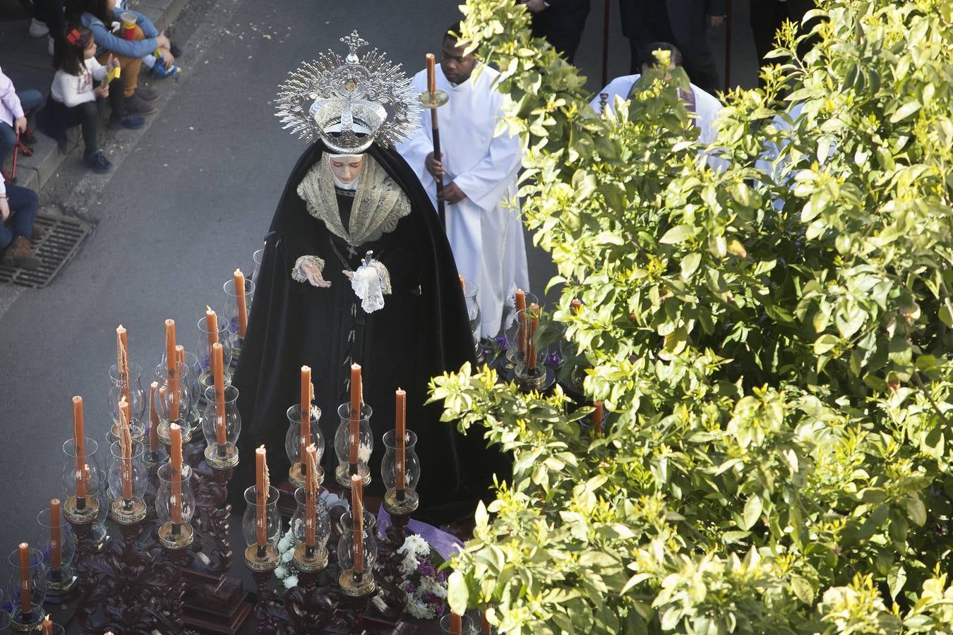 En fotos, la solemnidad de la hermandad Universitaria en la Semana Santa de Córdoba 2018