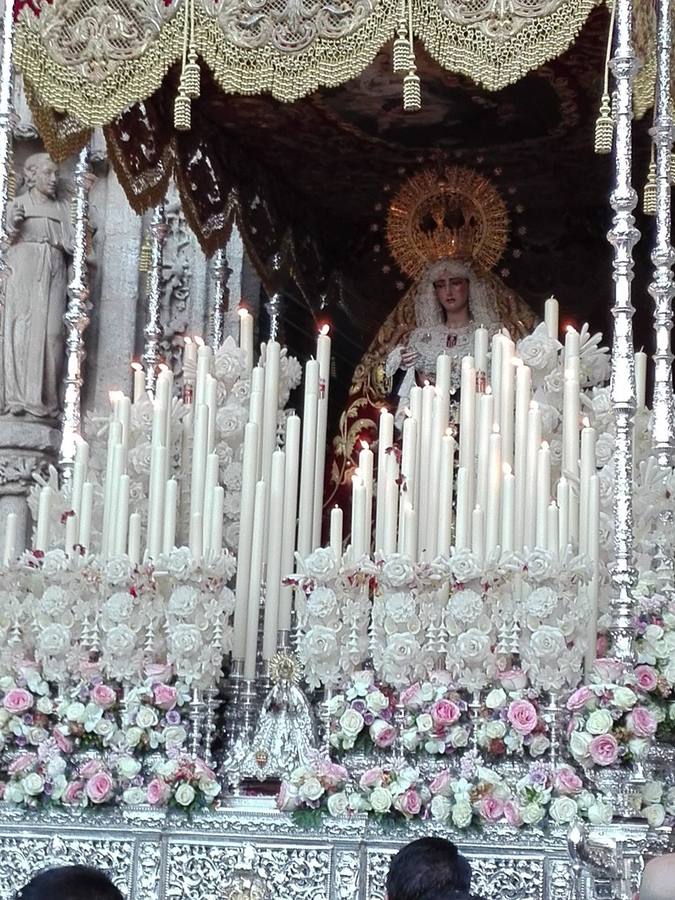 #SsantaSevABC: El Lunes Santo tras el objetivo de los lectores de ABC de Sevilla