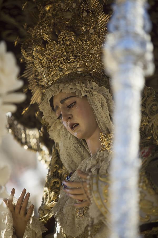 En fotos, la salida triunfal de San Benito en la Semana Santa de Sevilla 2018