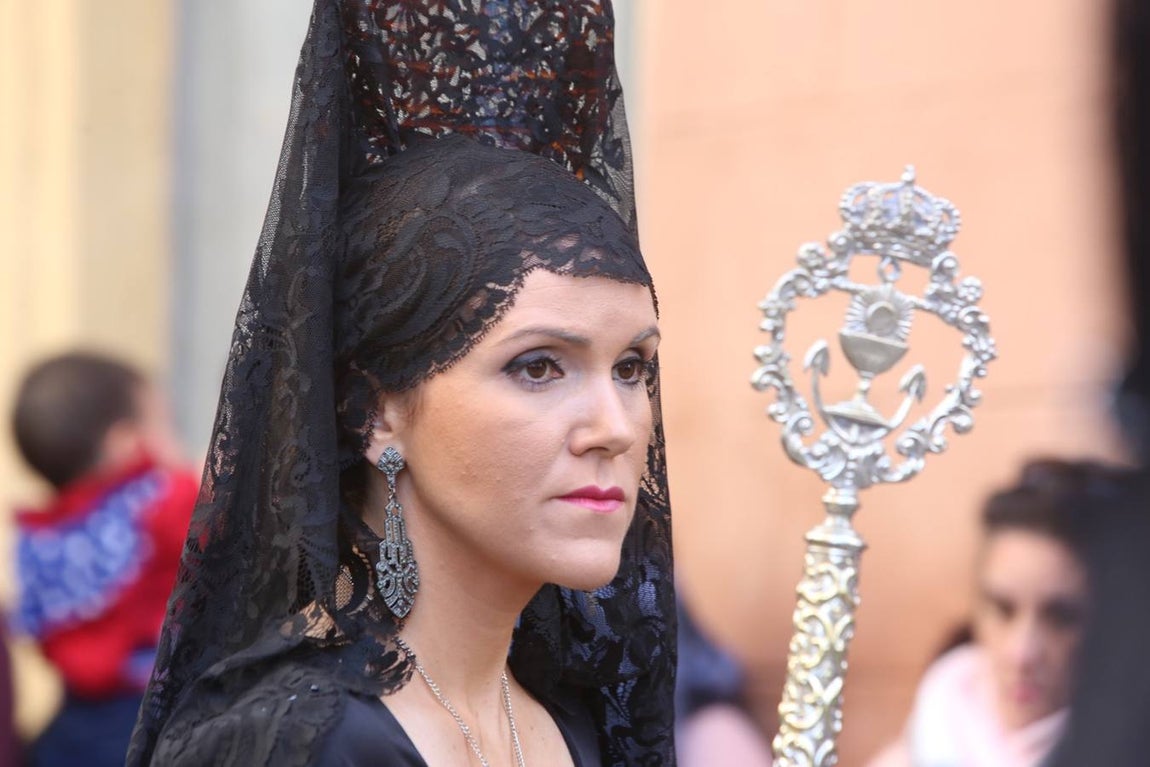 El ministro de Asuntos Exteriores en la salida de Cigarreras