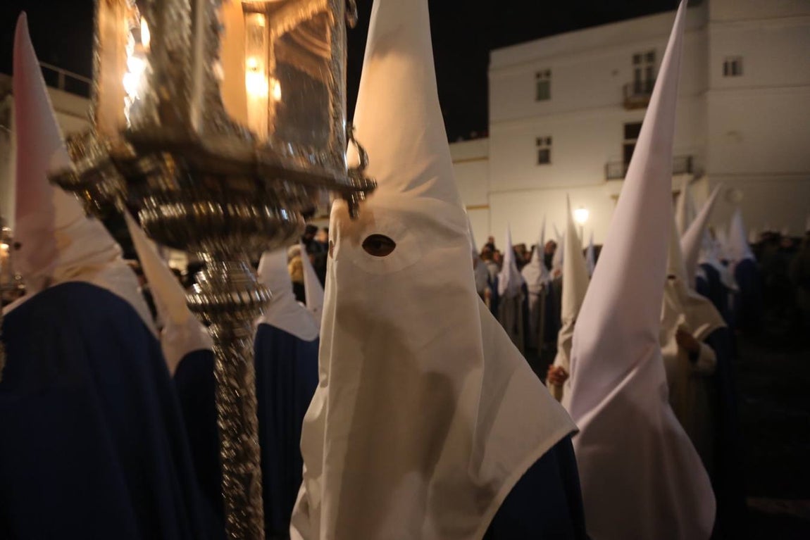 El Perdón sale de Santa Cruz