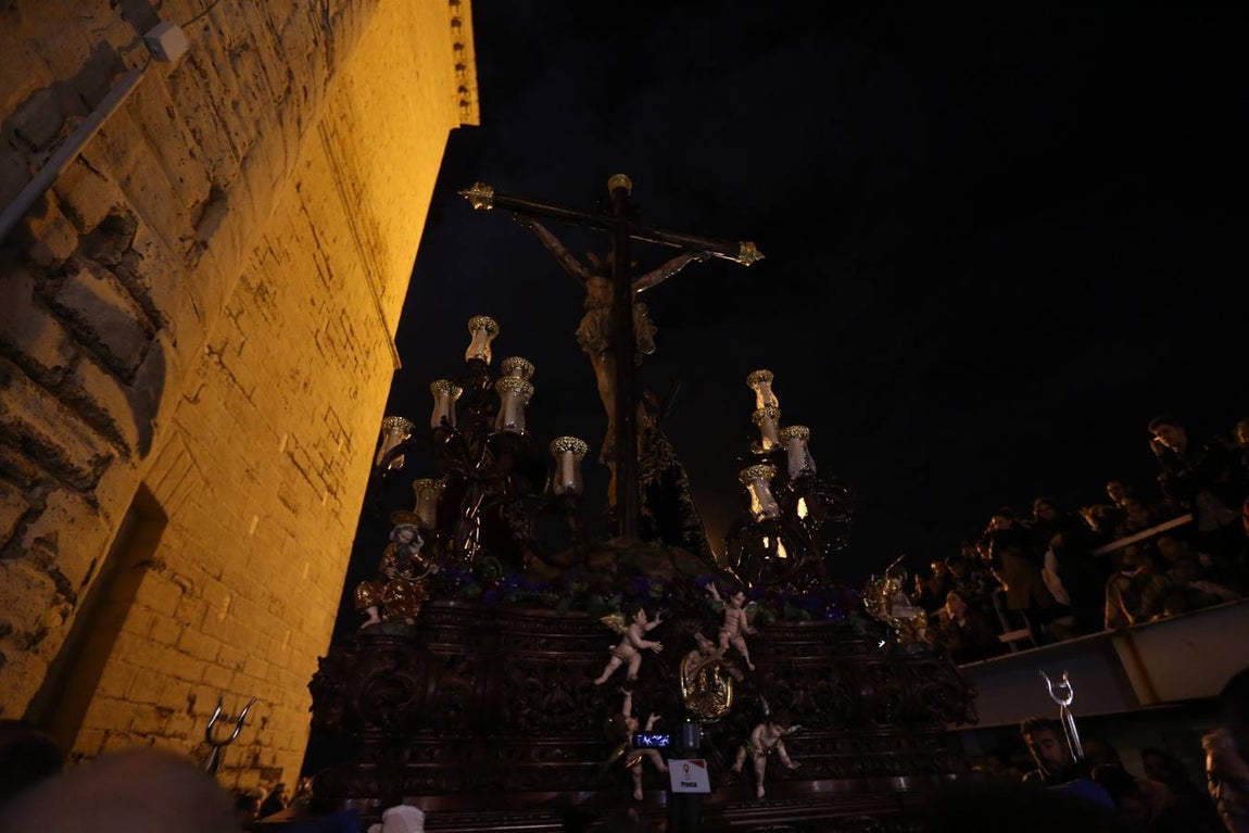 El Perdón sale de Santa Cruz