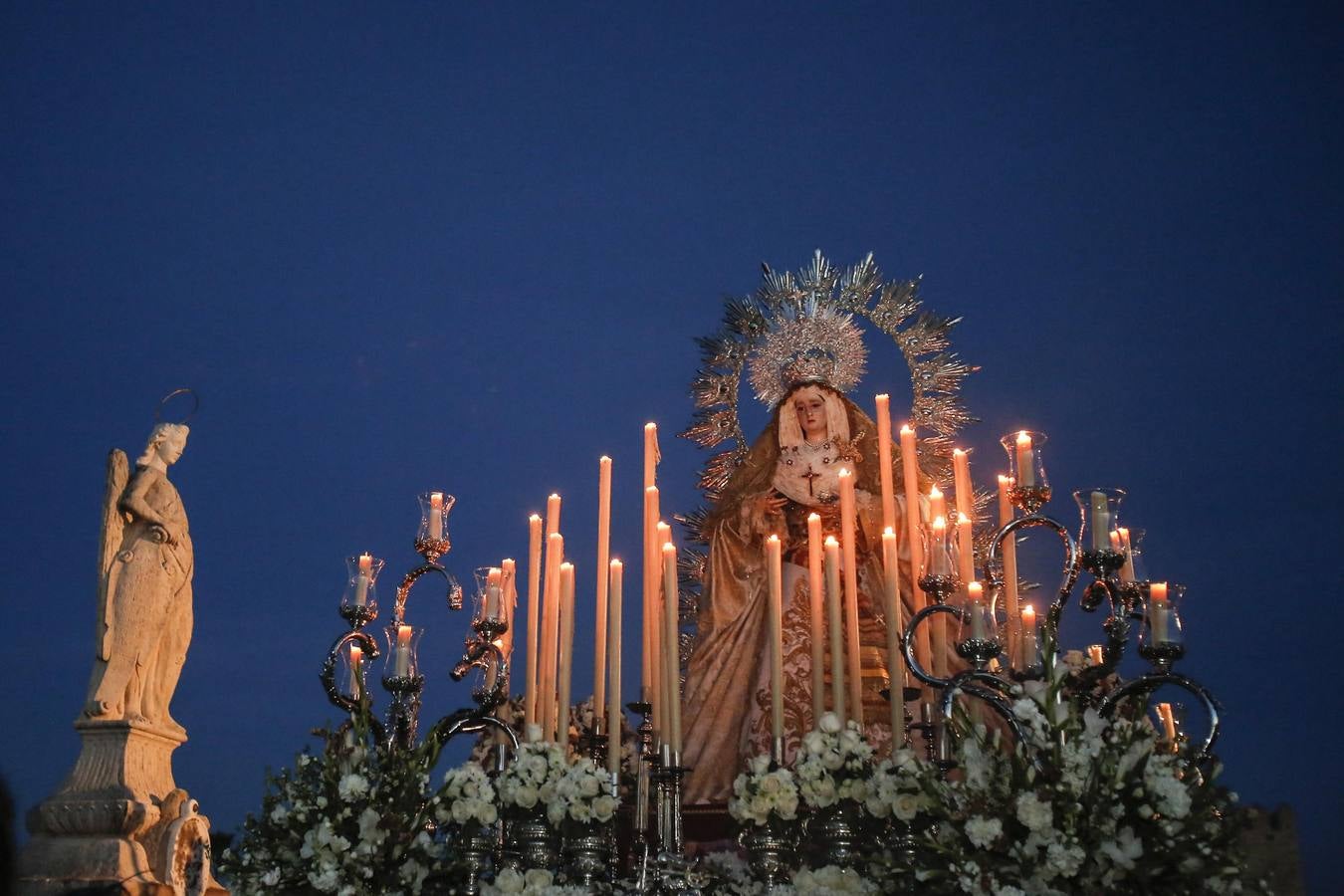 La procesión de la Virgen del Rayo en Córdoba, en imágenes