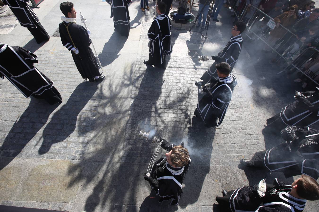 El Santo Entierro, en el Sábado Santo de Cádiz