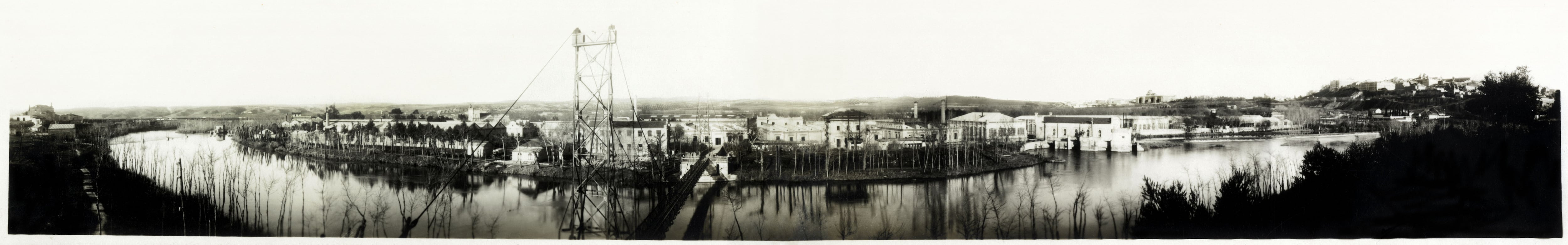 Panorámica de la Fábrica de Armas hacia 1930. Archivo Municipal de Toledo. 