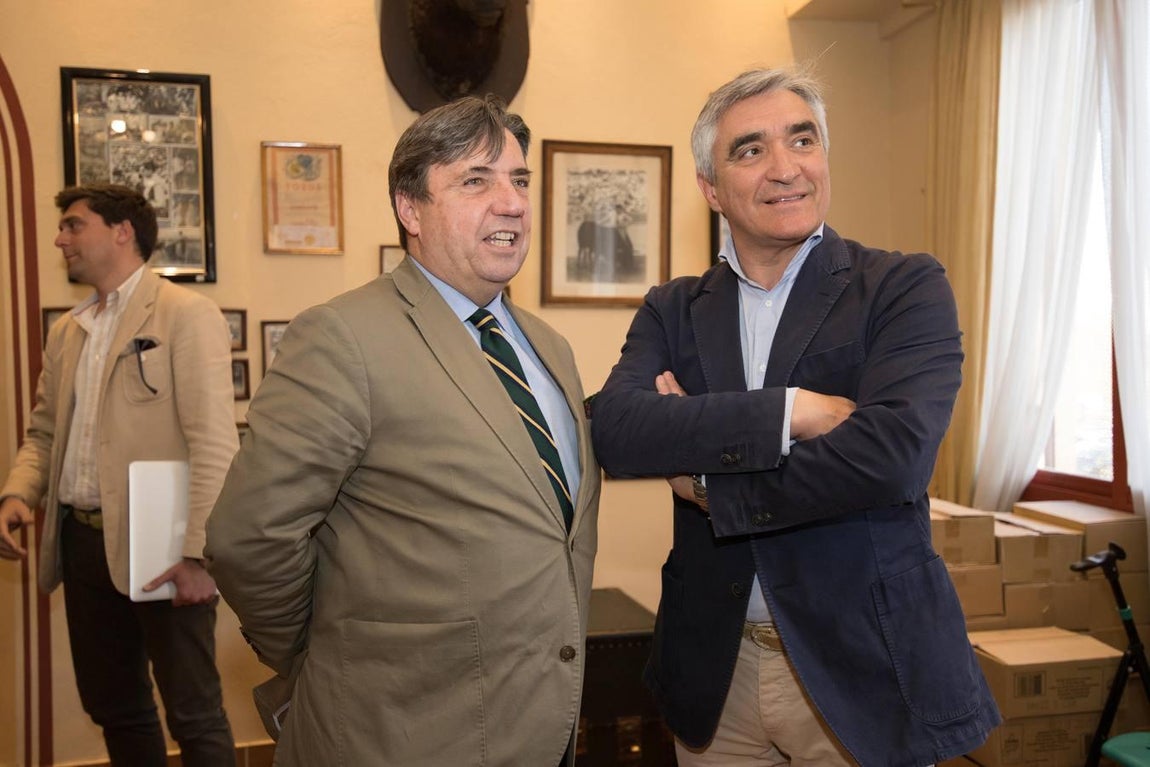 En imágenes, el homenaje a Enrique Ponce de la plaza de toros de Córdoba