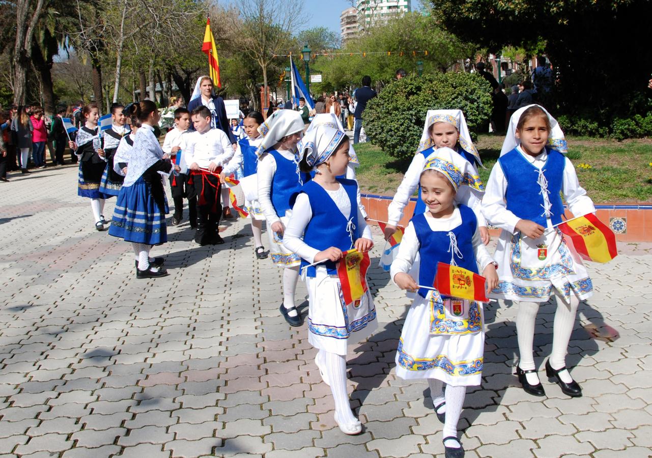 El cortejo infantil de Mondas, en imágenes