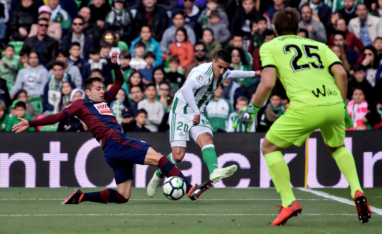 Las imágenes del encuentro entre el Betis y el Eibar