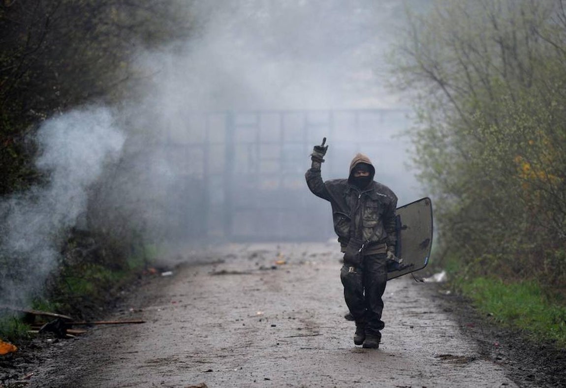 Los enfrentamientos entre Policía y manifestantes en Nantes, en imágenes. 