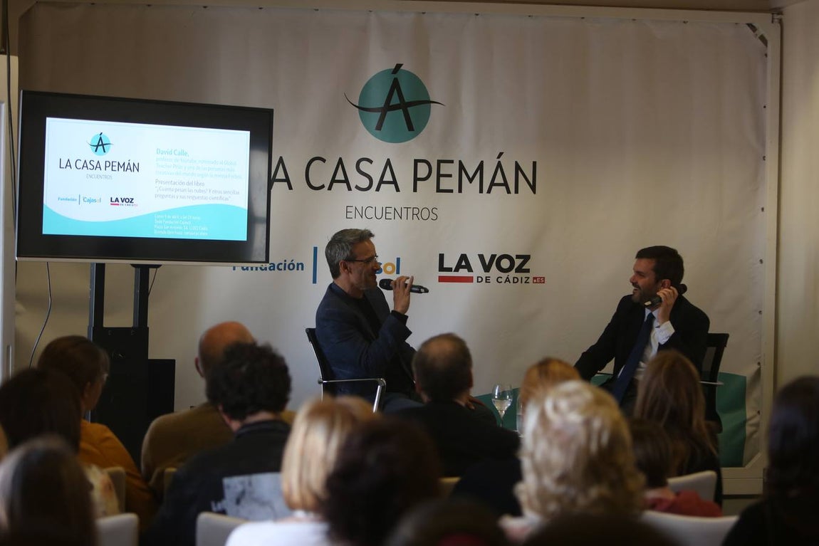 David Calle presenta en Cádiz &#039;¿Cuánto pesan las nubes?&#039;