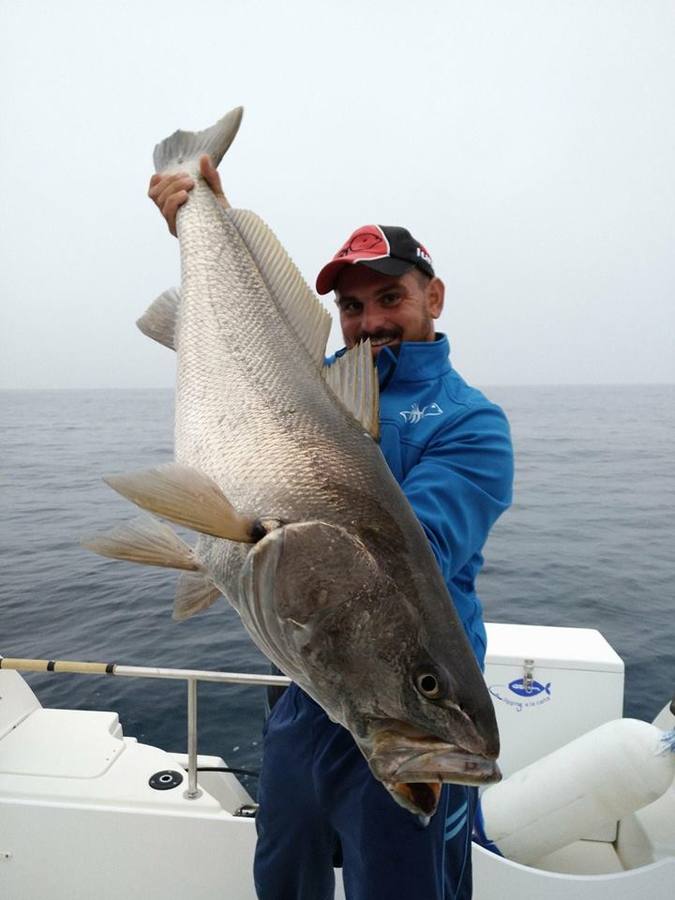 FOTOS: Las impresionantes capturas de un pescador de récord