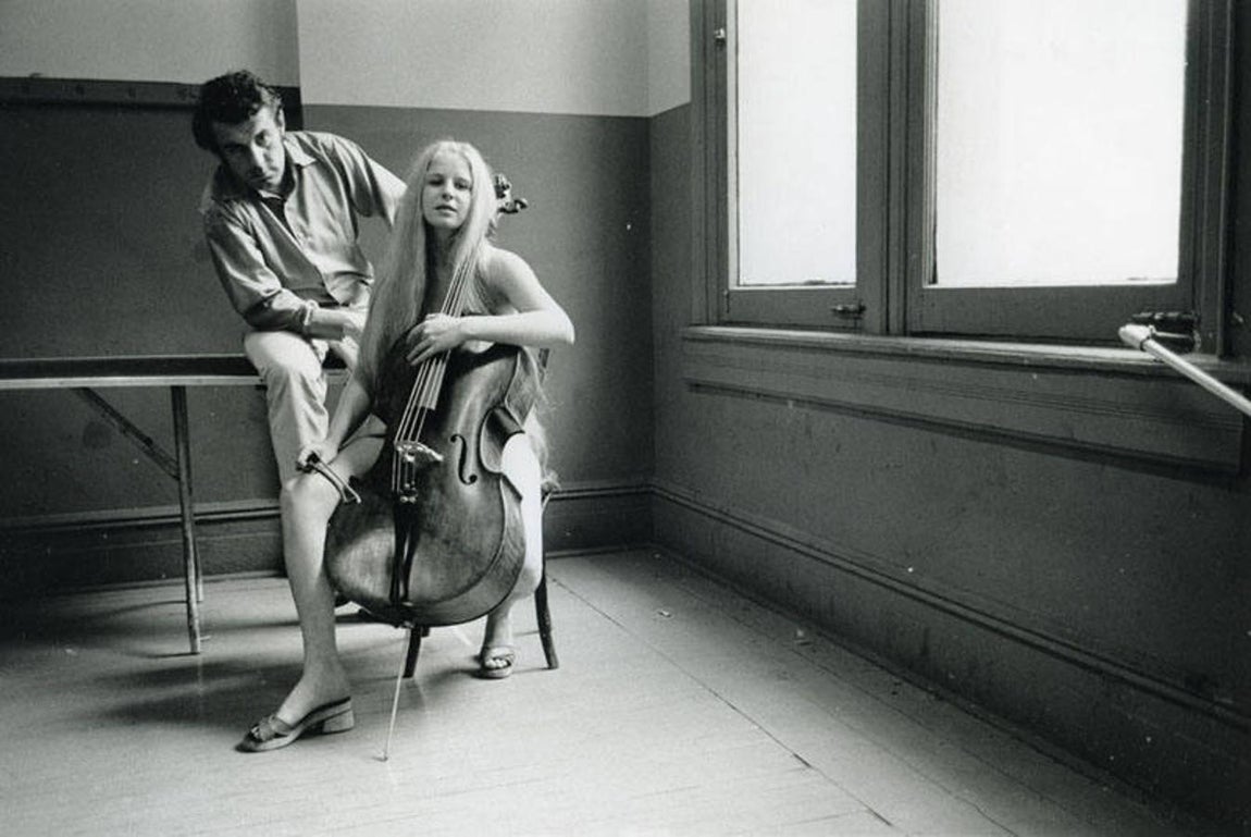 La visión de una generación desorientada en «Amores de una rubia». 