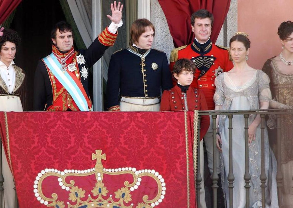 Una imagen de «Los fantasmas de Goya», en la que aparecen Cayetano Martínez de Irujo y Genoveva Casanova. 