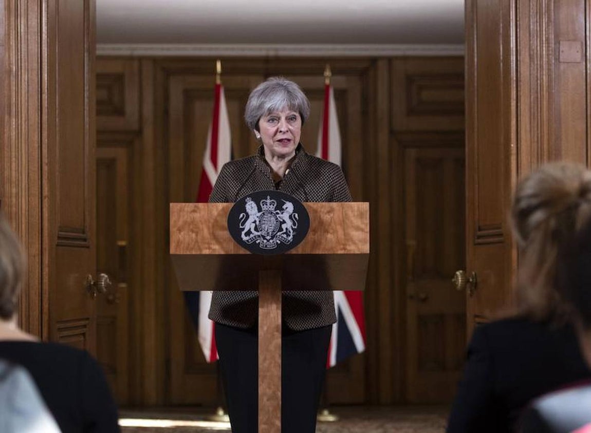La primera ministra de Reino Unido, Theresa May, habla sobre el ataque a Siria. 