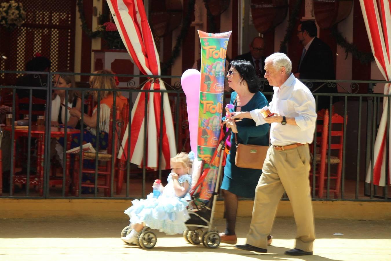 #MiFeriaenABC: todas las fotos de los lectores en el jueves de la Feria de Abril de Sevilla 2018 (1)