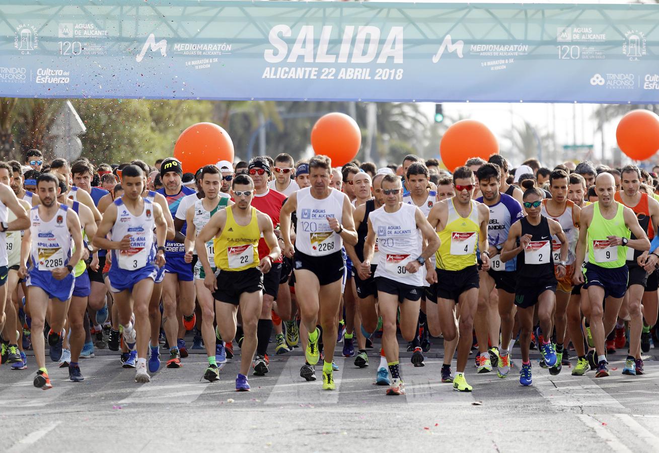 El Medio Maratón de Aguas de Alicante, en imágenes. 
