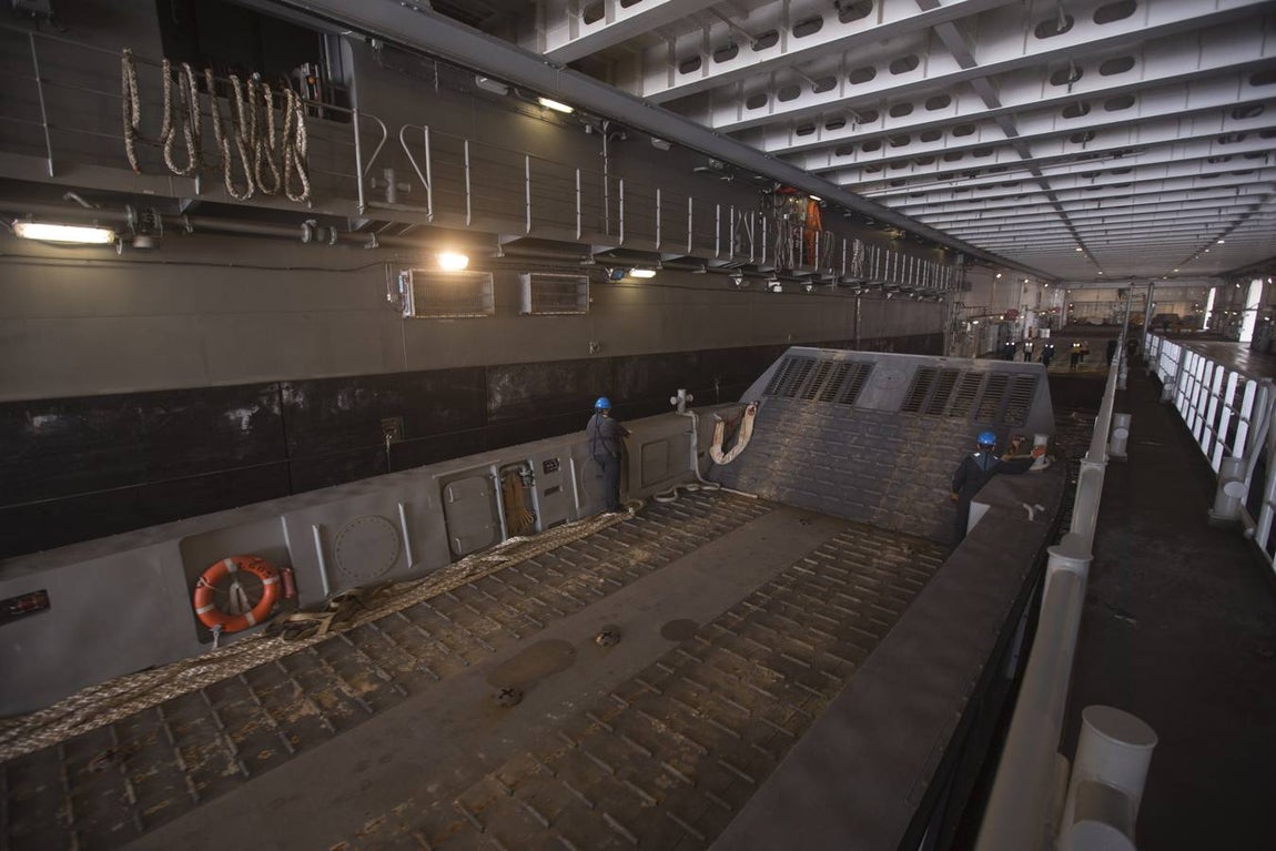 El &#039;Juan Carlos I&#039; ultima los detalles para participar en la misión de Apoyo a Irak