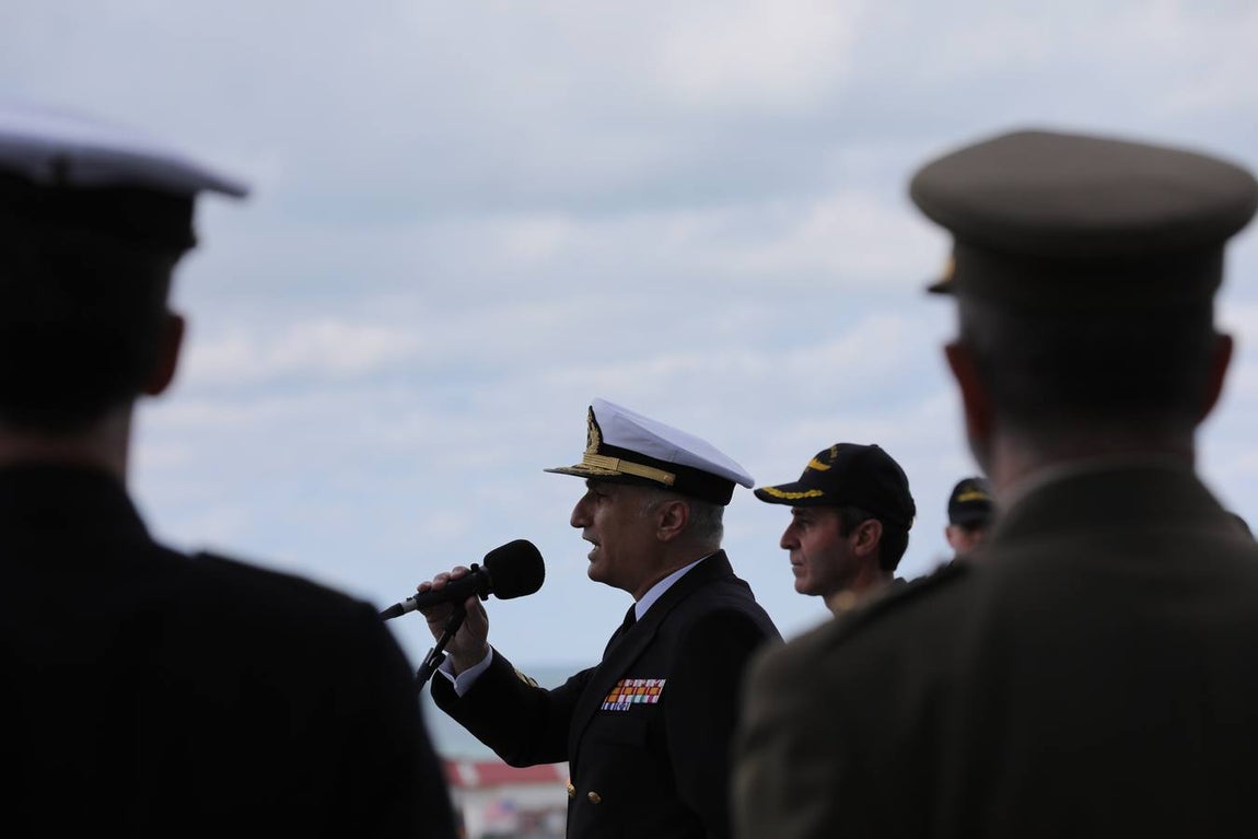 Fotos: Despedida al &#039;Juan Carlos I&#039; en la Base Naval de Rota