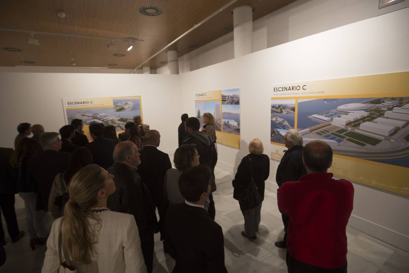 Exposición sobre la integración del muelle en la ciudad