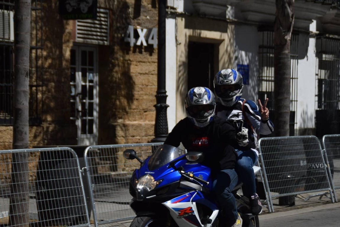 Ambiente del sábado de motorada en El Puerto de Santa María