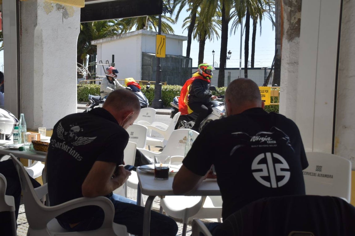Ambiente del sábado de motorada en El Puerto de Santa María
